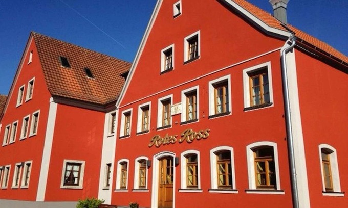 Markt Einersheim Hotel | Pet-Friendly Hotel-Gasthof Rotes Roß with Great Reviews