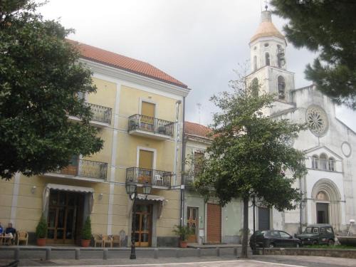 Path of the Gods Hotel | Pet-Friendly Hotel Gentile with High Guest Ratings