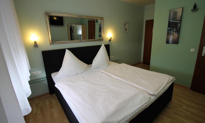 Plaidt Hotel | Pet-Friendly Comfort at Hotel Geromont - Breakfast Included