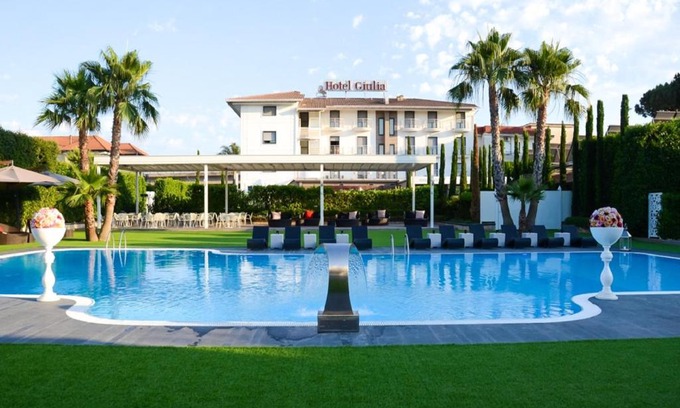 Qualiano Hotel | Discover Hotel Giulia Ocean Club: A 4-Star Oceanfront Haven