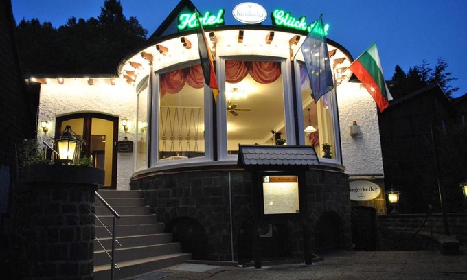 Bad Grund Hotel | Inviting Hotel Glück Auf: Family-Friendly with Pool & Dining