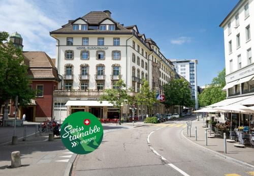 Old Town Hotel | Discover Hotel Glockenhof Zürich: 4-Star Pet-Friendly Stay