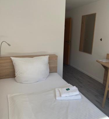 Alsdorf Hotel | Discover Hotel Gloria: Family & Pet-Friendly Getaway