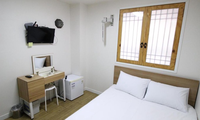 Jung-gu Hotel | Discover Comfort at Hotel Golden Park Myeongdong