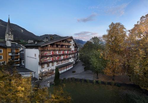 Kitzbuehel Hotel | Relax at Hotel Goldener Greif - Family Friendly with Dining
