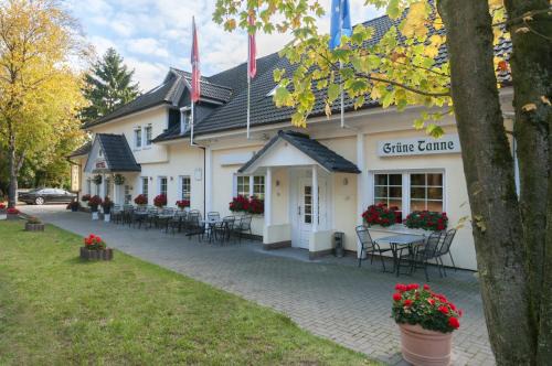 Marmstorf Hotel | Family-Friendly Hotel Grüne Tanne with Breakfast & Kitchen