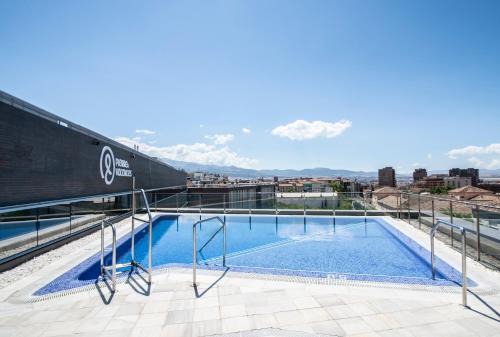 Beiro Hotel | Relax at Hotel Granada: 4-Star Stay with Pool & Pets Welcome