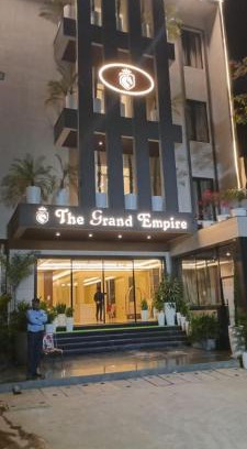 Rakabganj Hotel | Hotel Grand Empire, Banquet, Swimming Pool with Taj View