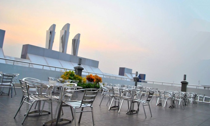 Pontianak Hotel | Discover Hotel Harmony: Family-Friendly Stay in Pontianak