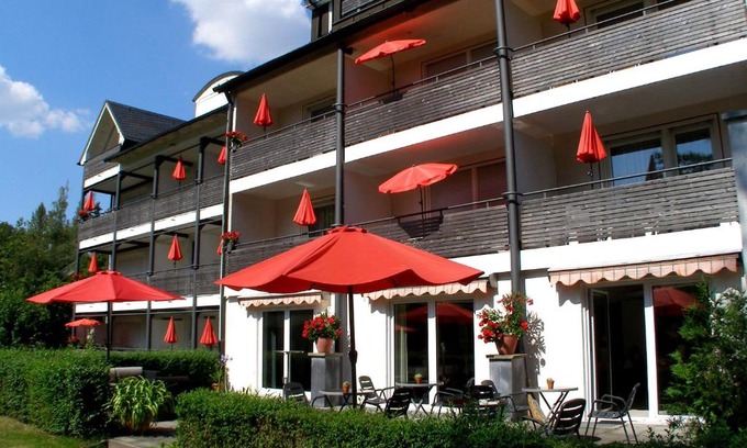 Bad Steben House | Oceanfront Relaxation at Haus Katharina Hotel Garni
