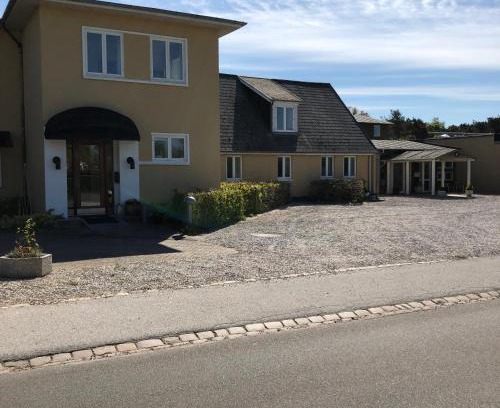 Grena Strand Hotel | Discover Hotel Havlund Bed and Breakfast with Ocean Views