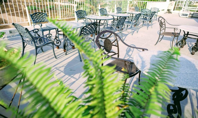 Maraimalai Nagar Hotel | Book Your Stay at Hotel Highnest with Family-Friendly Amenities