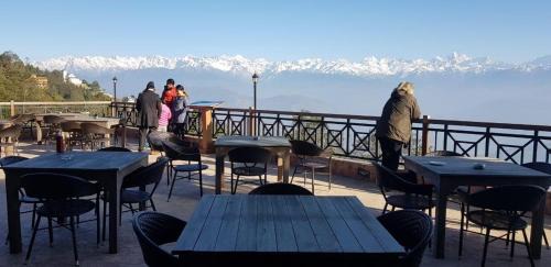 Baluwapati Deupur Hotel | Discover Hotel Himalayan Villa: 4-Star Family Retreat