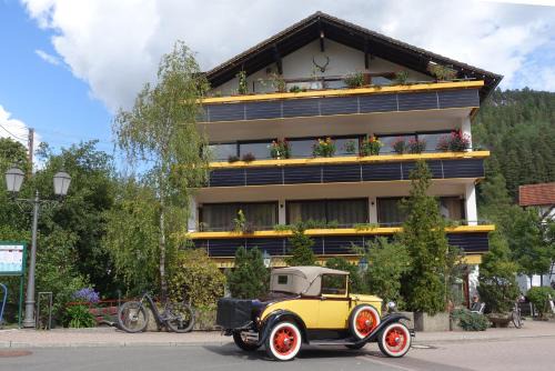 Enzklosterle Hotel | Discover Hotel Hirsch: Oceanfront Dining & Family-Friendly Stays
