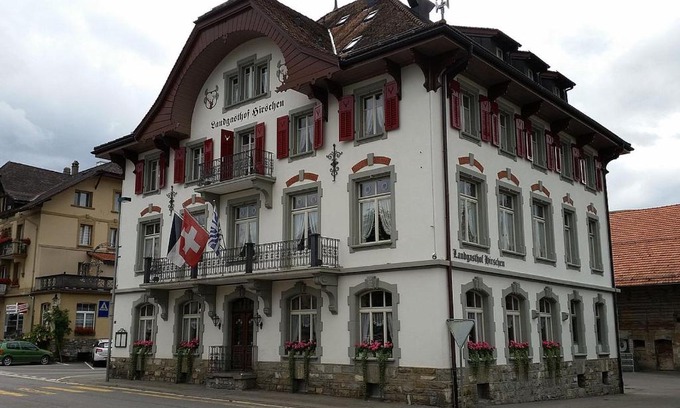 Zumholz Hotel | Pet-Friendly Hotel Hirschen Plaffeien with Great Amenities
