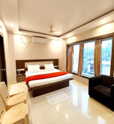 Cuttack Hotel | HOTEL HOME TOWN Near Jagannath Temple - Sea Beach - Fully Air conditioned & Spacious Luxuary Rooms - Free Wifi & Parking Facilities