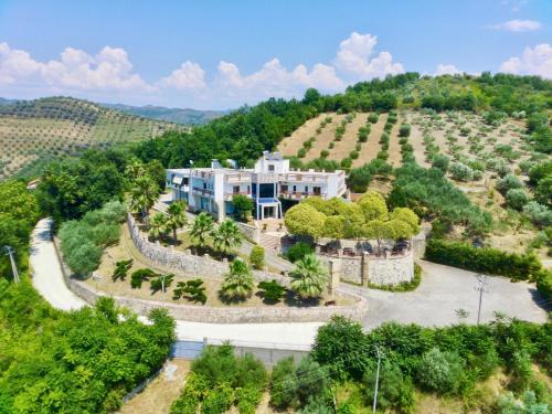Kucove Hotel | Hotel Horizont
