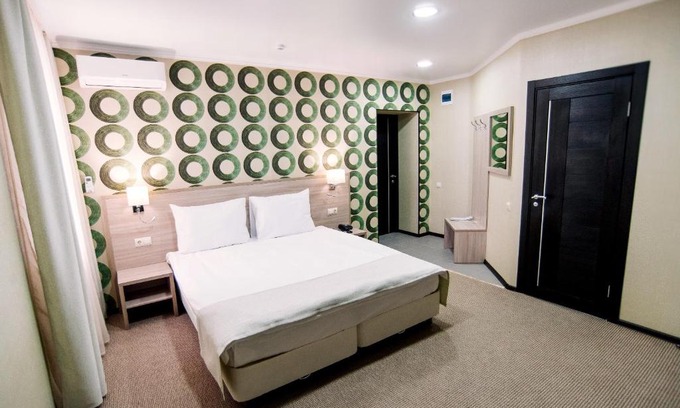 Astrakhan Hotel | Delightful Hotel Horizont: Family-Friendly with Breakfast