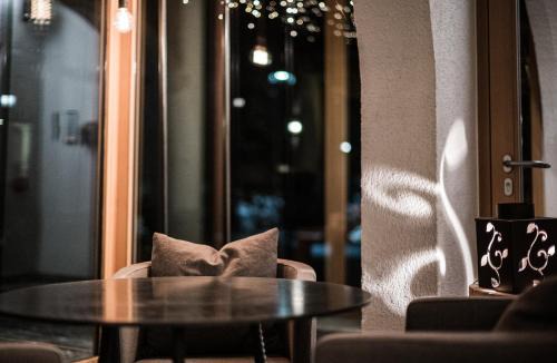 San Lorenzo di Sebato Hotel | Discover Hotel Hurtmuehle Kronblick with Oceanfront Amenities