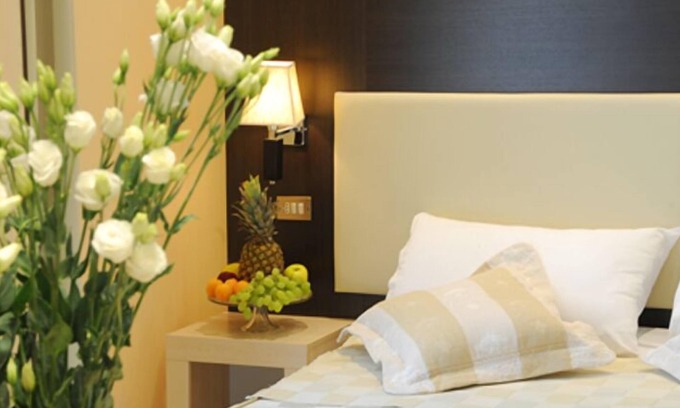 Sant'Albino Hotel | Exceptional Hotel I Due Cigni with Pool and Restaurant
