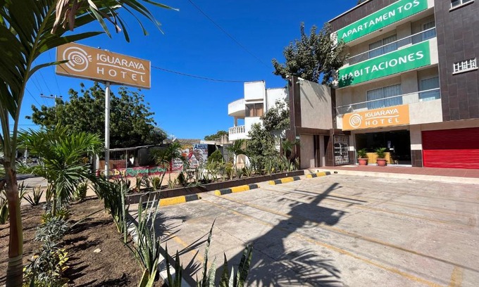 Riohacha Apartment | Pet-Friendly Casa Muisca: Family-Approved Retreat