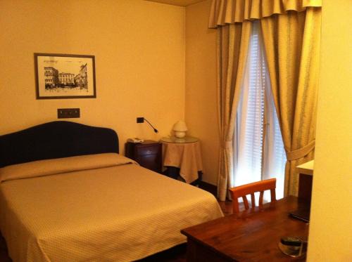 Ferro di Cavallo Hotel | Pet-Friendly Hotel il Cigno with Breakfast & Hot Tub Access