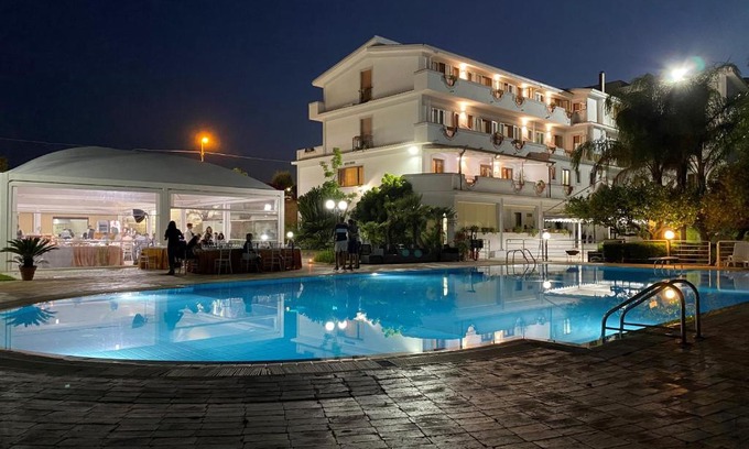 Le Castella Hotel | Inviting Hotel Il Corsaro with Ocean View & Private Beach