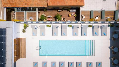 Larnaca City Centre Hotel | Exclusive Hotel Indigo Larnaca - Adults Only with Ocean View