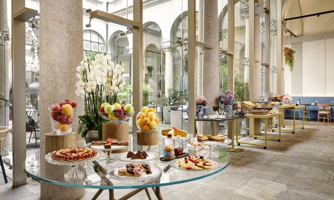 Tricolore Hotel | Stylish Hotel Indigo Milan - Corso Monforte, Rated 9.4/10