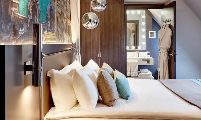 Chaussee-d'Antin Hotel | Experience Hotel Indigo Paris - Opera: 4-Star Guest Retreat