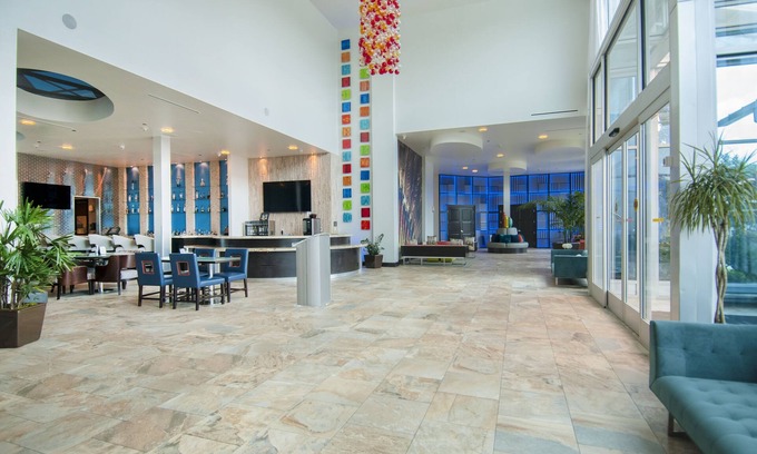 Brazos Hotel | Experience Hotel Indigo WACO - BAYLOR with Pool & Spa