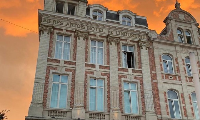 Leuven Hotel | Discover Hotel Industrie: Family-Friendly with Dining Options