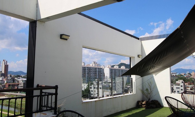 Chuncheon Hotel | Eco-Friendly Hotel Intro Chuncheon with Family Amenities