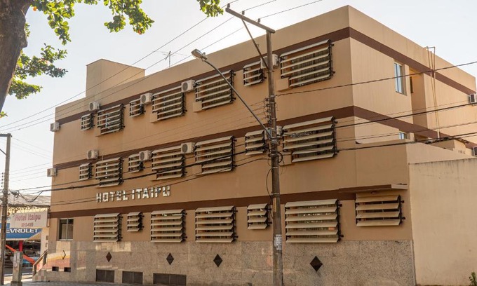 Sector Aeroporto Hotel | Family-Friendly Getaway at Hotel Itaipu with Great Reviews