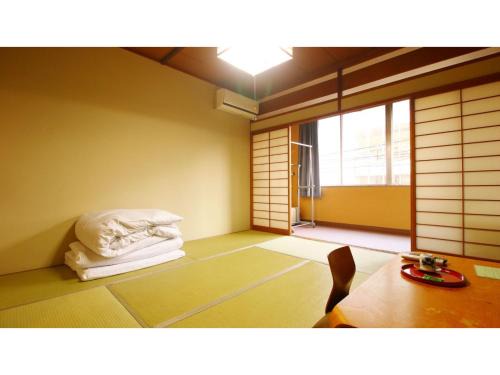 Uwamachi Hotel | Discover Comfort at Hotel Itakura - Your Ideal Getaway
