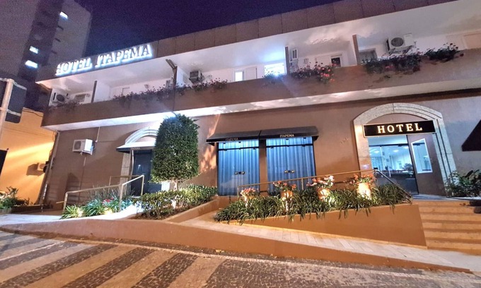 Valinhos Hotel | Cozy Hotel Itapema: Family-Friendly with Breakfast Included