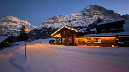 Grindelwald Hotel | Pet-Friendly Jägerstübli Grindelwald: Guest Rated 9/10