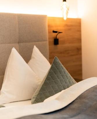 Filzmoos Hotel | Explore Hotel Jagdhof: Oceanfront Spa Retreat Awaits