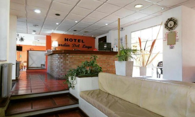 Villa Carlos Paz Hotel | Scenic Retreat at Hotel Jardin del Lago with Ocean Views