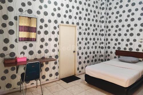 Sungai Penuh Hotel | Discover Family-Friendly Stays at Hotel Jaya Wisata RedPartner