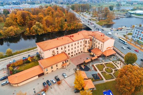 Jelgava Hotel | Elegant Hotel Jelgava - 4-Star Retreat with Spa & Hot Tub