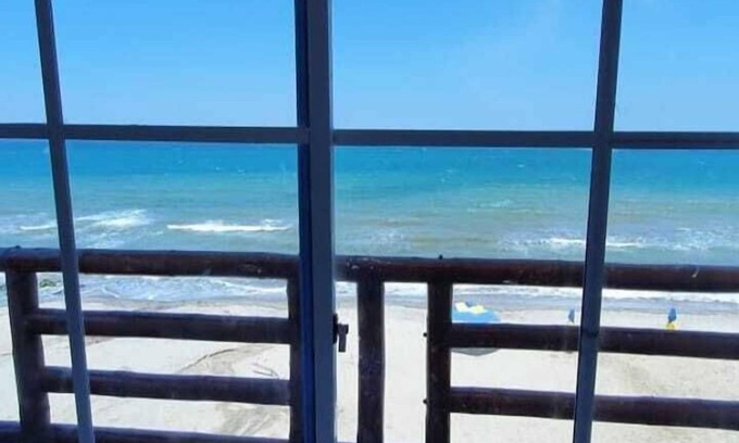 Santa Veronica Hotel | Hotel Juanmar: Poolside Retreat with Spa & Family Amenities