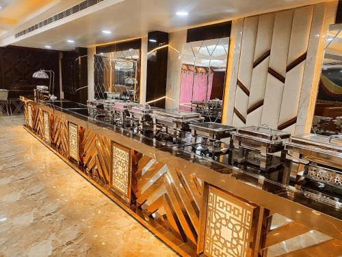 Gorakhpur Hotel | Budget-Friendly Stay at HOTEL JVS PALACE with Great Amenities