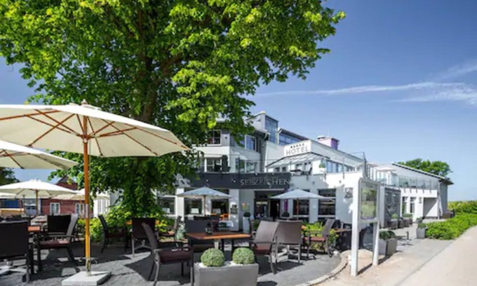 Ostseebad Ahrenshoop Hotel | Discover Hotel Künstlerquartier Seezeichen - 4-Star Comfort