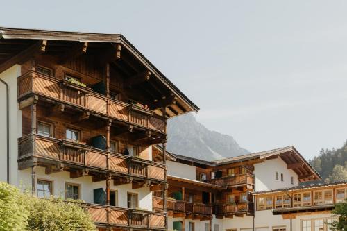 Scheffau am Wilden Kaiser Hotel | Discover Hotel Kaiser in Tirol: 4-Star Escape with Spa & Pool
