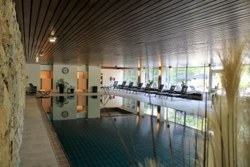 Bischofsgruen Hotel | Relax at Hotel Kaiseralm: Oceanfront & Family-Friendly Stay