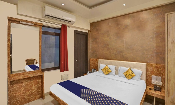 Allahabad House | Family-Friendly Stays at Hotel Kamdhenu Await You