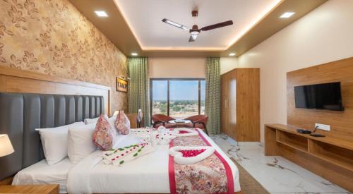 Pachpadra Hotel | Indulge at Hotel Kaushal Regency - Pure Veg Retreat