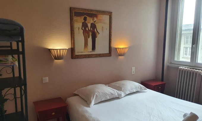 Downtown Hotel | Discover Hotel Kelig: Pet-Friendly and Family Welcoming