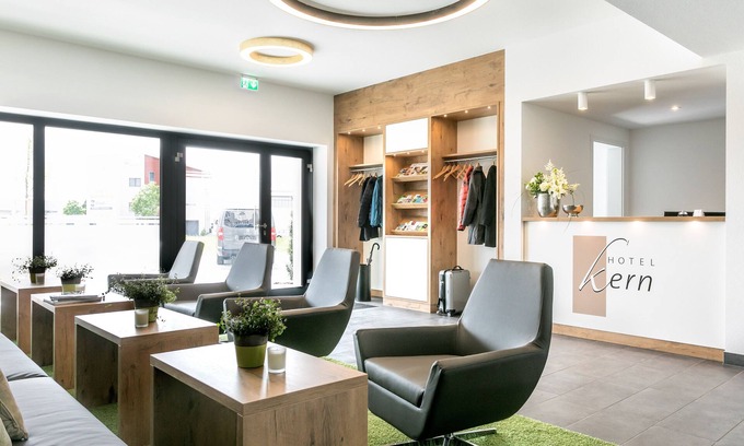 Walddorfhaslach Hotel | Discover Hotel Kern: Guest Rated 9.8 with Family Amenities